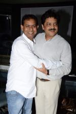 Udit narayan at the Recording song of movie My Name is Suman negi in Empire Studio on 19th Aug 2013 (4).JPG